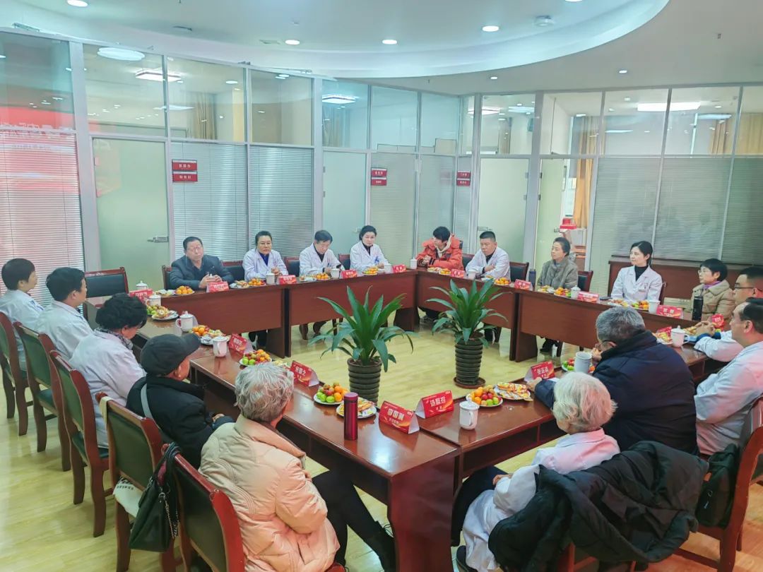 三甲名医团呼吸肺病研讨会在长淮召开