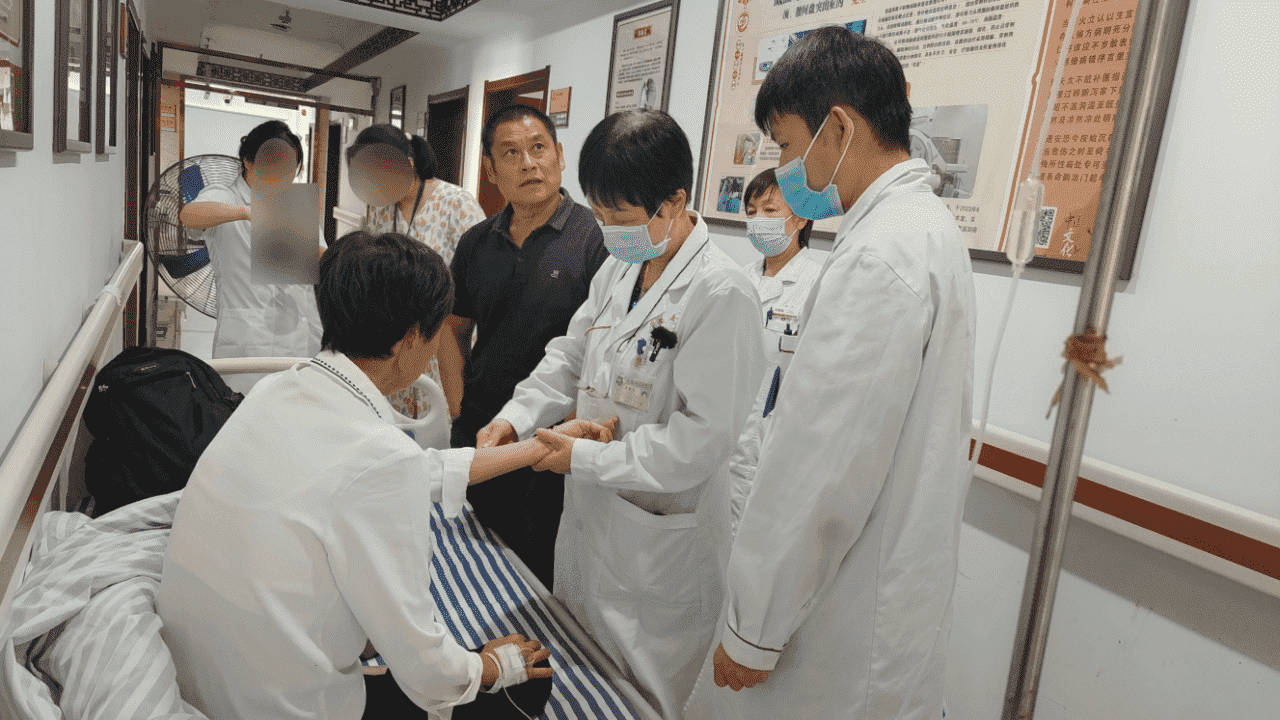 副本李国琳教授专家会诊文案7.251711.png